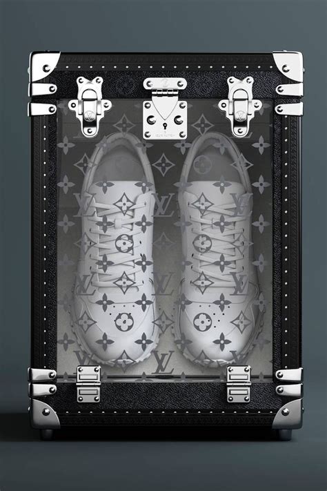 louis vuitton sneaker trunk|Trunks .